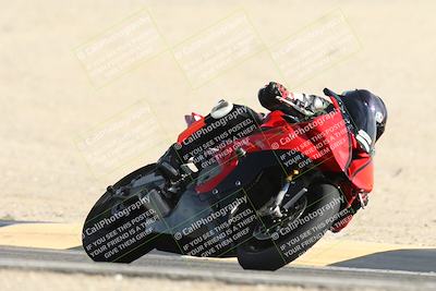 media/Nov-16-2025-Race Pace (Sun) [[8c5fa54630]]/Verified Riders/8-Turn 12 (120pm)/